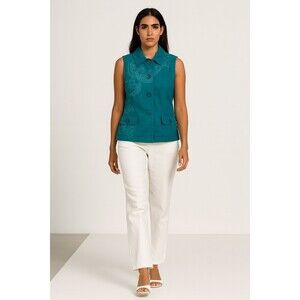 Chico's Women's Green Size 0/ US Size 4-6 Embroidered Sleeveless Button Up Vest